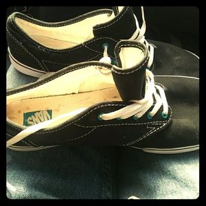 Vans skateboard shoes size 11